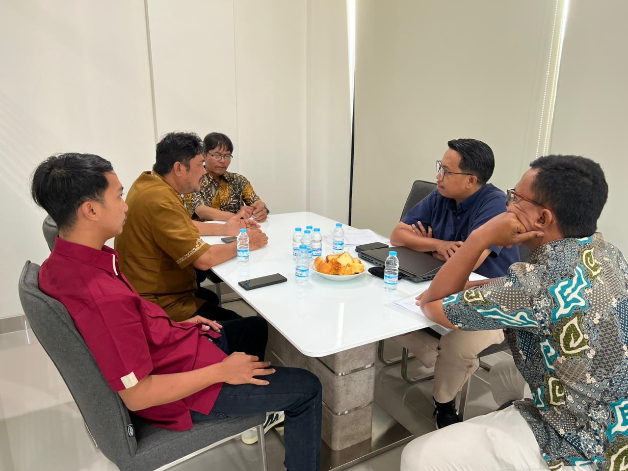 Kunjungan PT Cakrawala Mega Sejahtera Ke Worksop PT KBM Dalam Agenda Proyek La Vela Green Lake City Phase 2